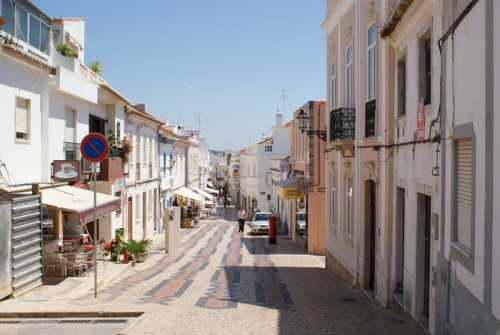 лагуш португалия: фото города, пляжи и погода, цены